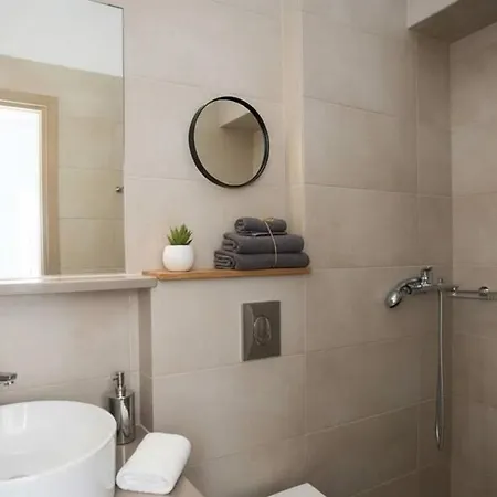 Tatil Evi Beautiful W Kitchen Right In Mykonos Center